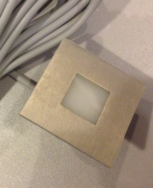 LED svetlo do parnej sauny hranaté 50 x 50 mm - teplá biela LED svetlo do parnej sauny hranaté 50 x 50 mm - teplá biela