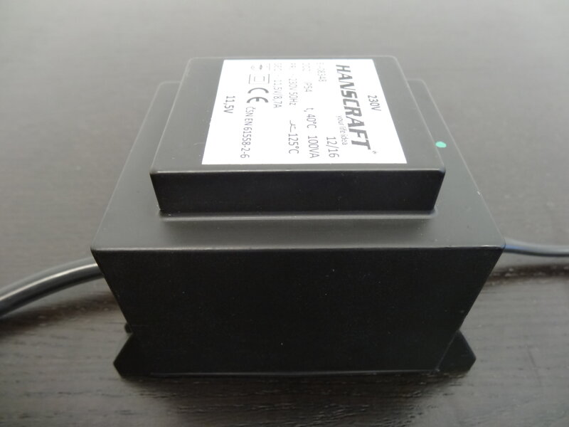 Bezpečnostný transformátor 100VA (230-11,5 V) uzavretý Bezpečnostný transformátor 100VA (230-11,5 V) uzavretý